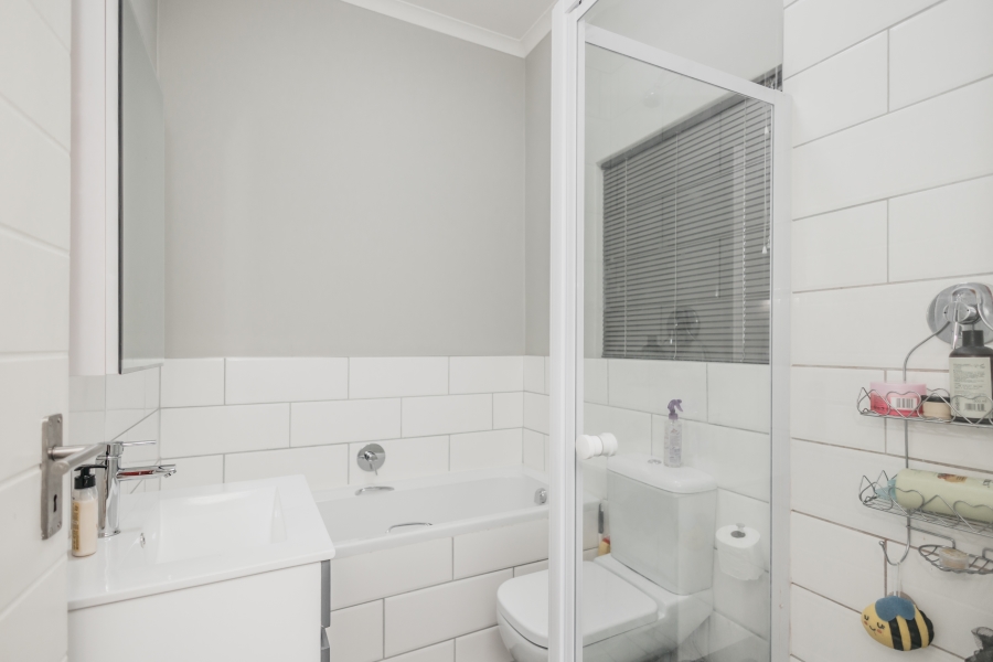 To Let 2 Bedroom Property for Rent in Haasendal Western Cape